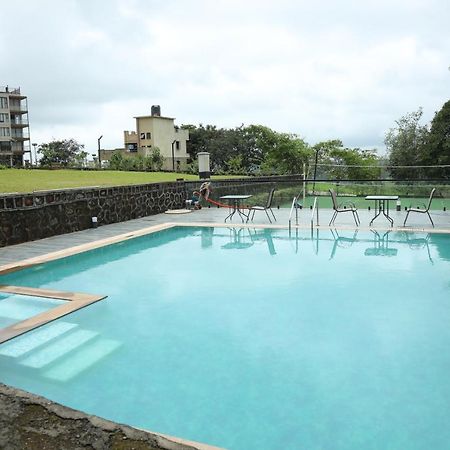 Paraiso Resort&Club Igatpuri Extérieur photo