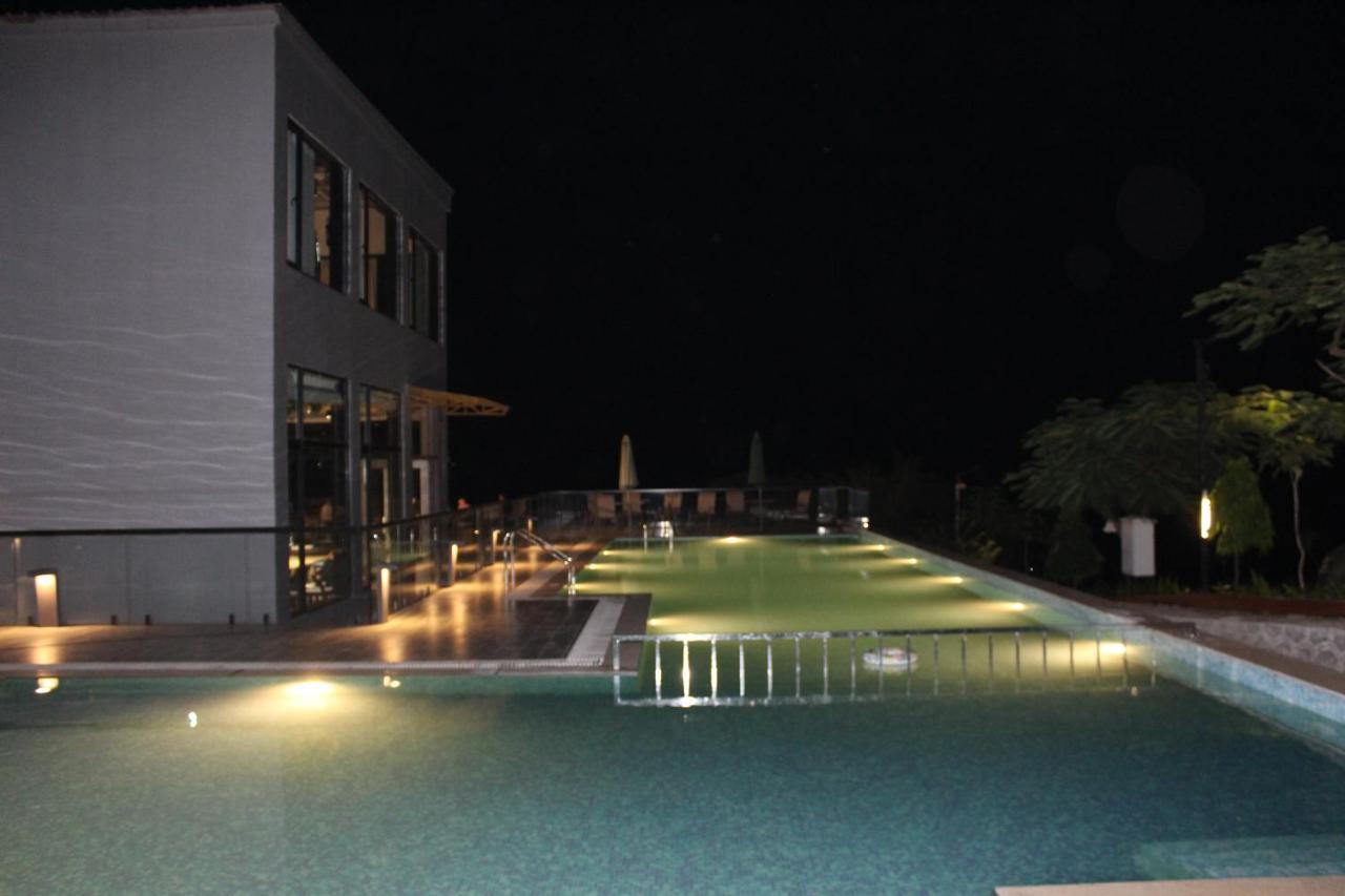 Paraiso Resort&Club Igatpuri Extérieur photo