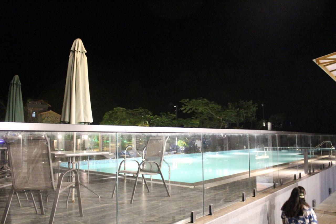 Paraiso Resort&Club Igatpuri Extérieur photo